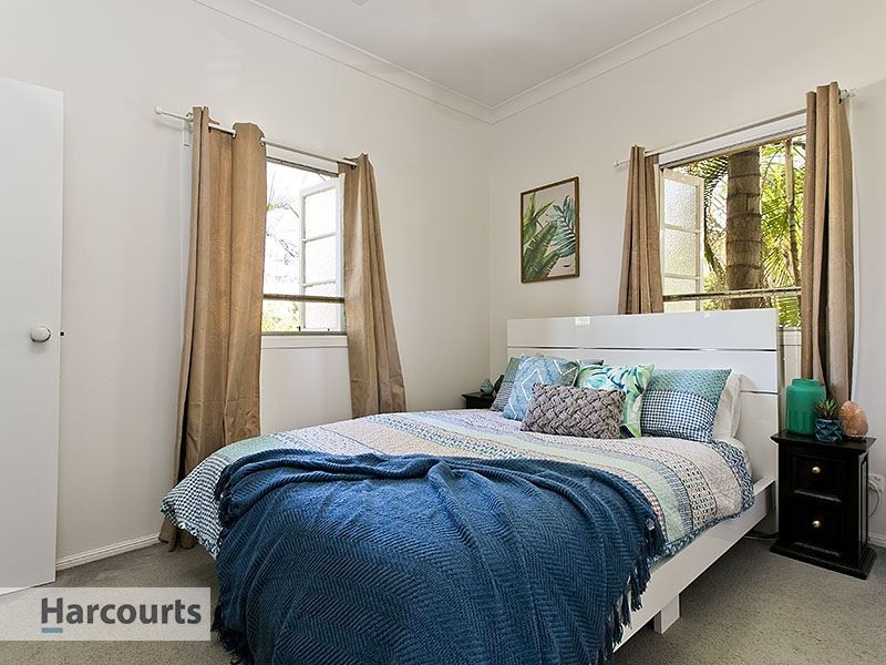 31 Thompson Street, Zillmere QLD 4034