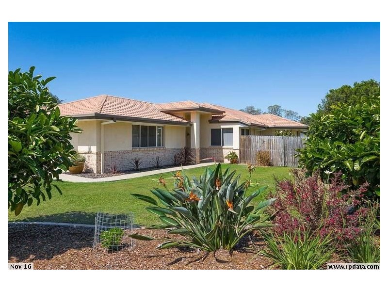 11 Jullyan Street, Albany Creek QLD 4035