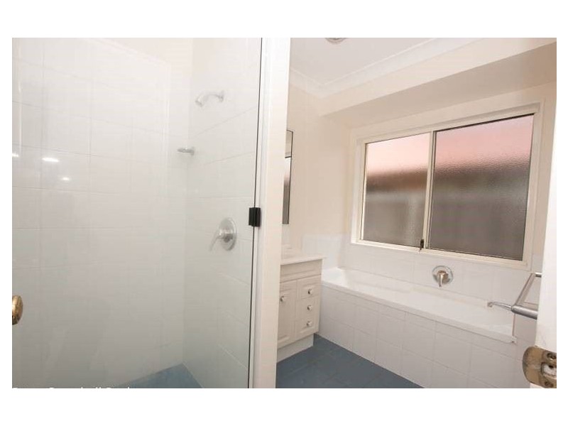 11 Jullyan Street, Albany Creek QLD 4035
