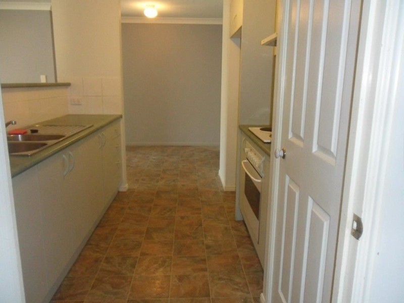 17 Smout Court, Sandstone Point QLD 4511