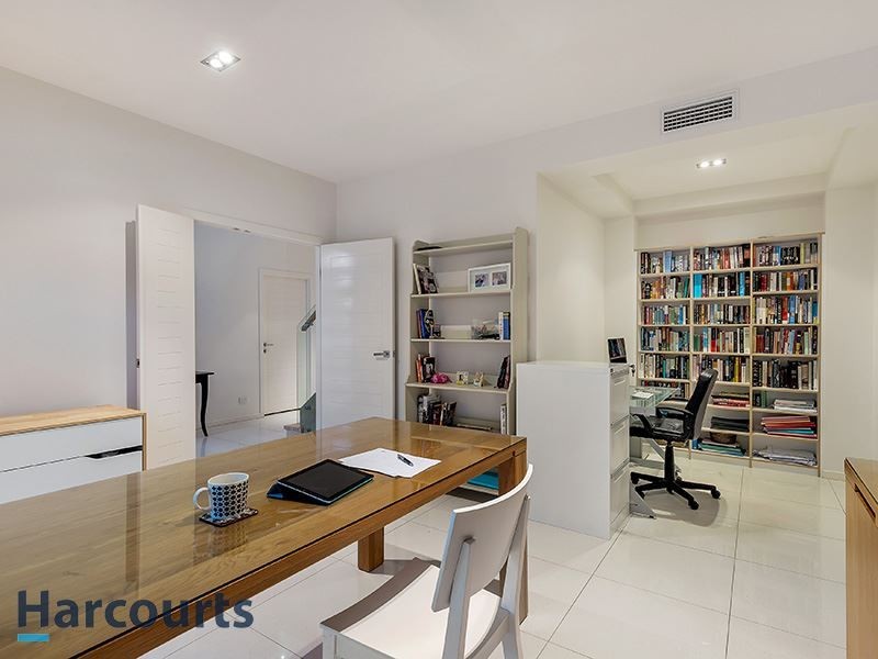 20 Mylne Street, Chermside QLD 4032