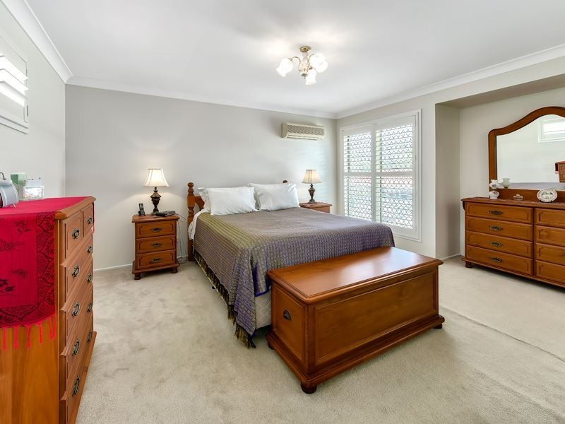 15 Bangalow Street, Bridgeman Downs QLD 4035