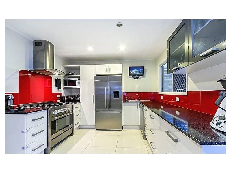 17 Tamarix Ave, Bray Park QLD 4500