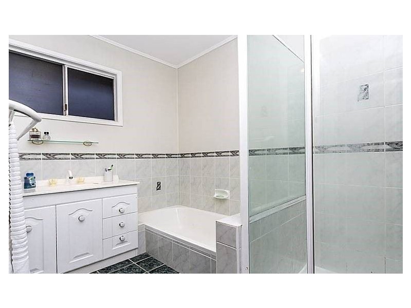 17 Tamarix Ave, Bray Park QLD 4500