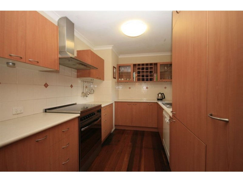 98 Kylie Ave, Ferny Hills QLD 4055