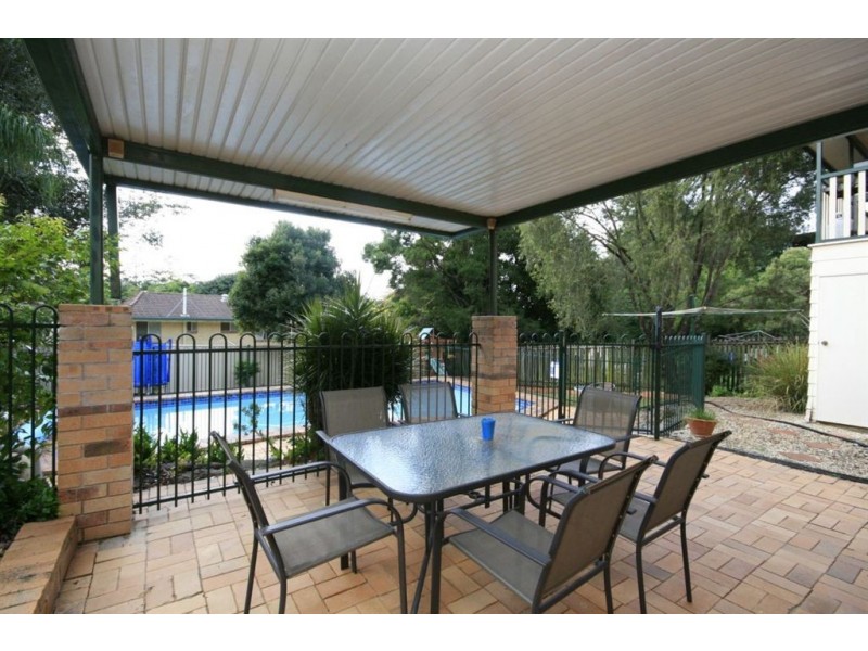 98 Kylie Ave, Ferny Hills QLD 4055