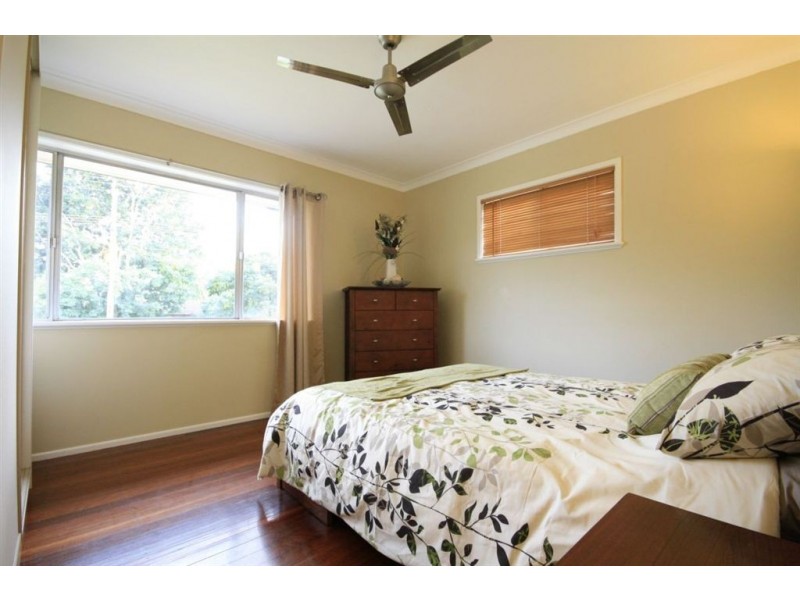 98 Kylie Ave, Ferny Hills QLD 4055