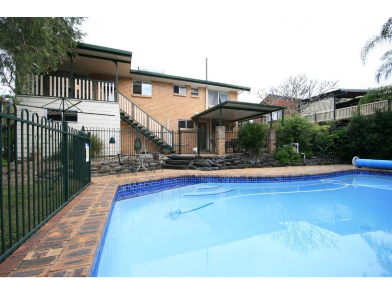 98 Kylie Ave, Ferny Hills QLD 4055