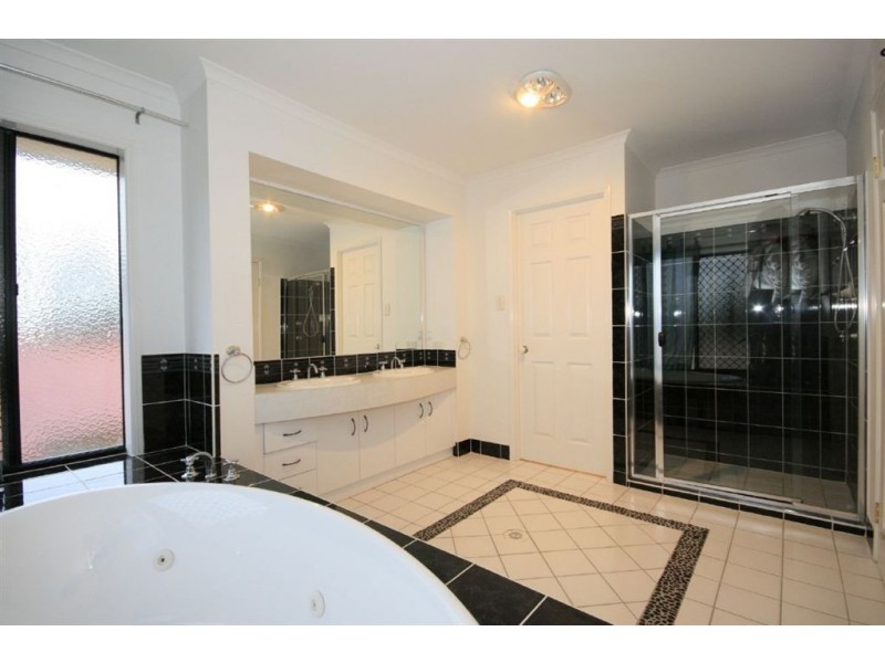 14 Ibiza Place, Carseldine QLD 4034