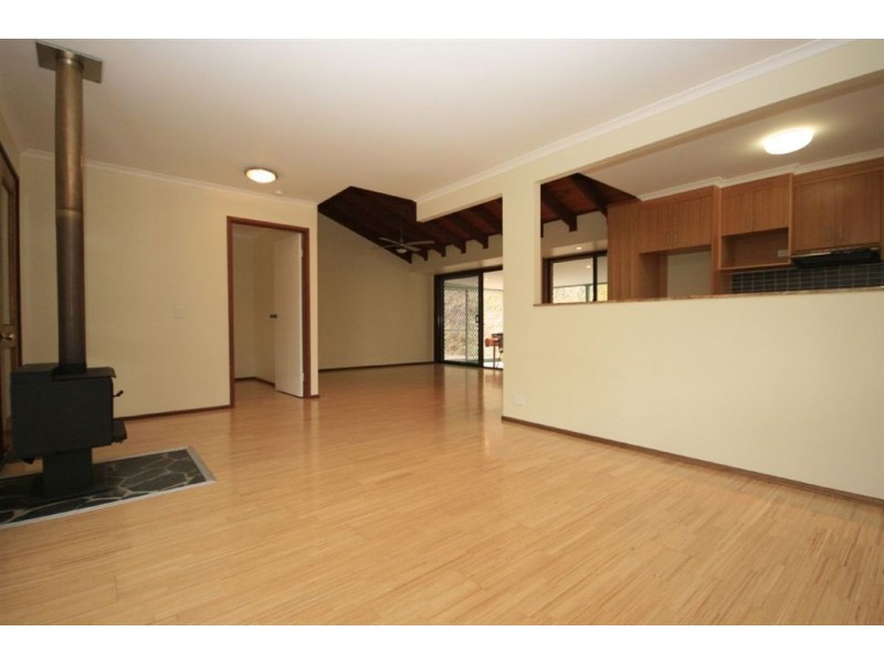 20 Nullamanna Road, Camp Mountain QLD 4520