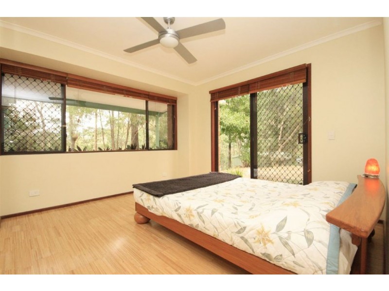 20 Nullamanna Road, Camp Mountain QLD 4520