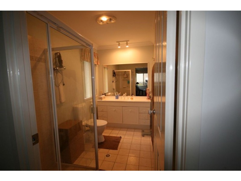 13 Mohr Court, Petrie QLD 4502