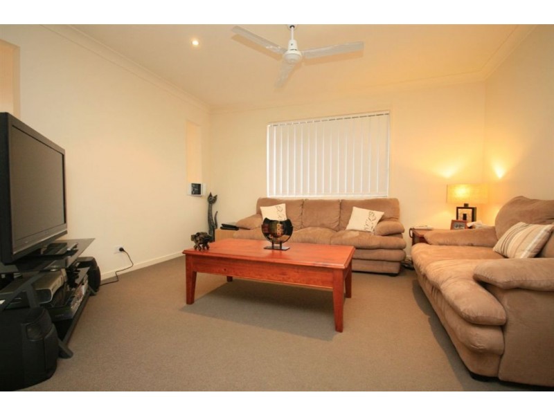 10 Odense Street, Fitzgibbon QLD 4018