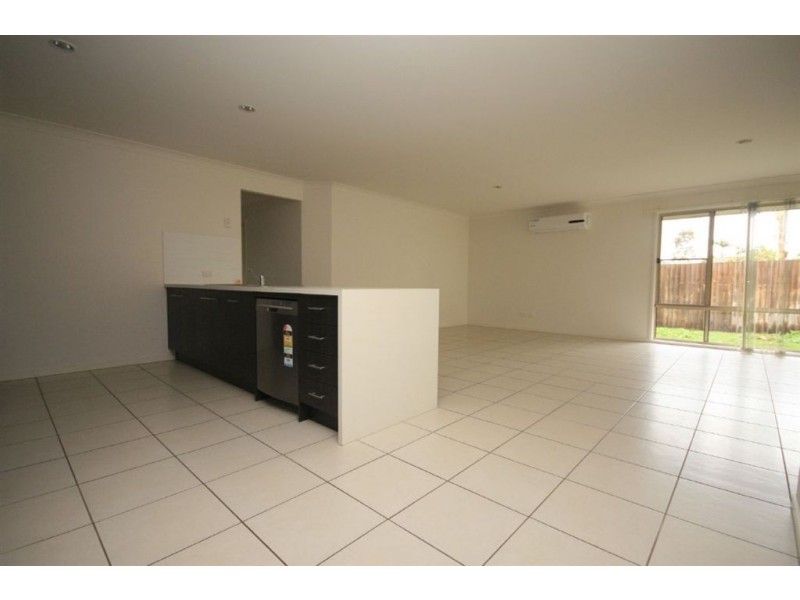 19 Peachfield Dr, Morayfield QLD 4506