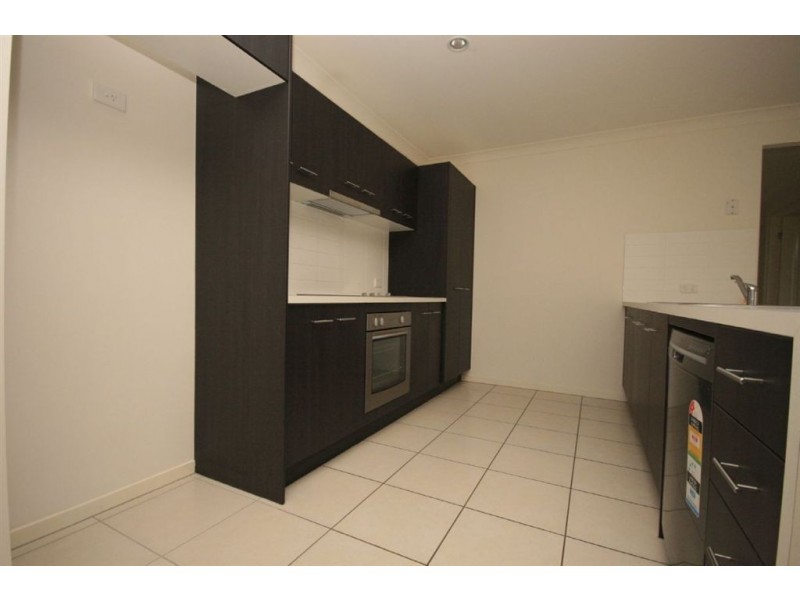 19 Peachfield Dr, Morayfield QLD 4506