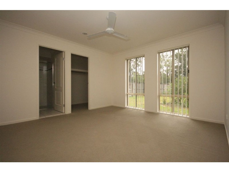 19 Peachfield Dr, Morayfield QLD 4506