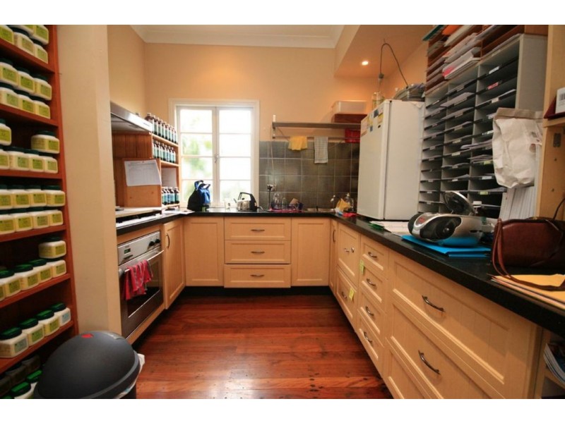 272 Rode Road, Wavell Heights QLD 4012