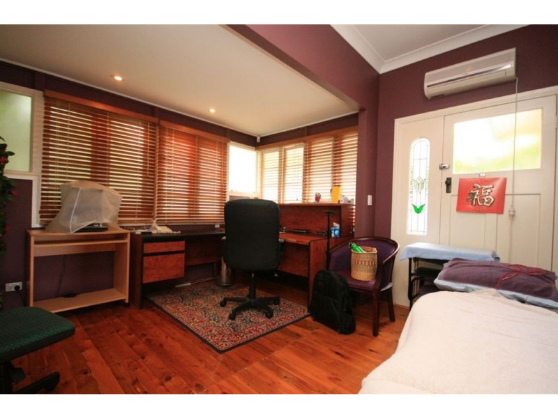 272 Rode Road, Wavell Heights QLD 4012