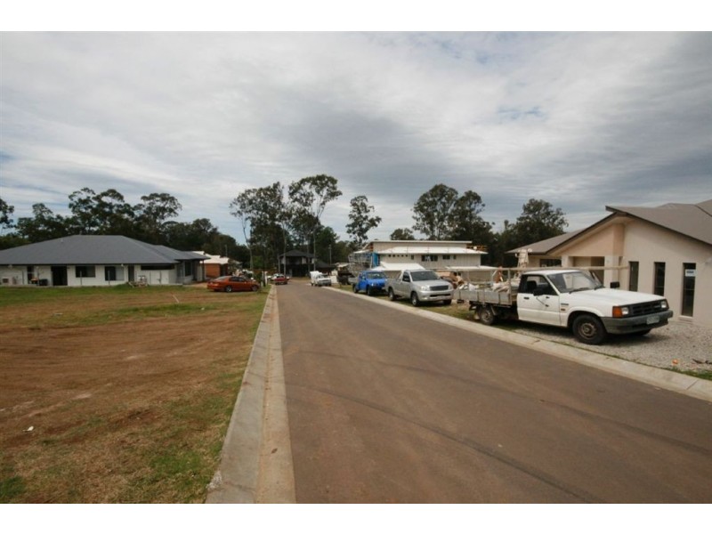 21 (Lot 8) Seeana Cr, Bridgeman Downs QLD 4035