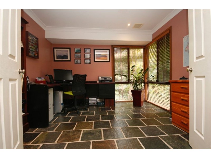 30 Ashley Road, Chermside West QLD 4032