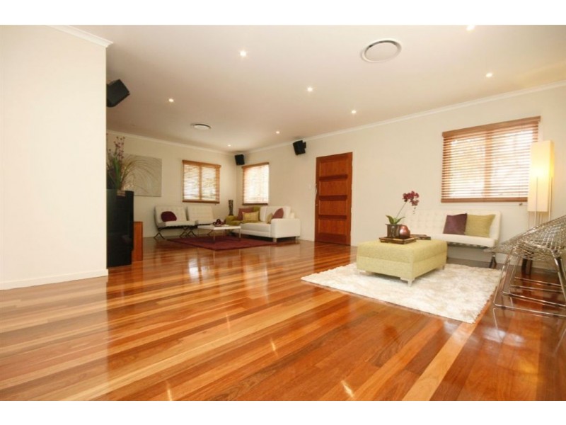 64 Ellerdale Street, Aspley QLD 4034