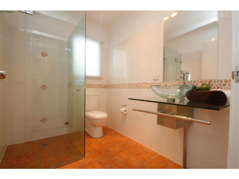 64 Ellerdale Street, Aspley QLD 4034