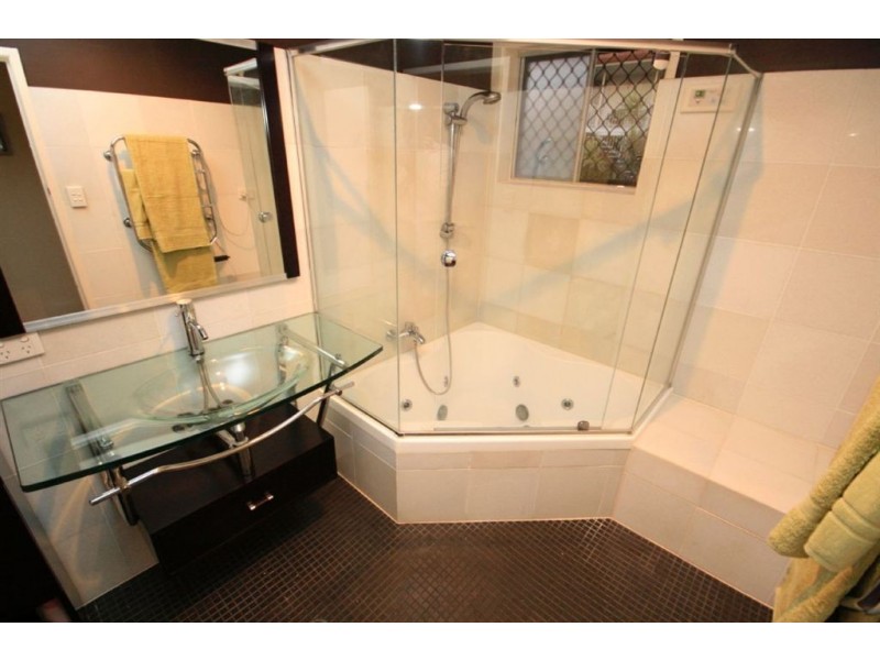 6 Janelle Street, Aspley QLD 4034