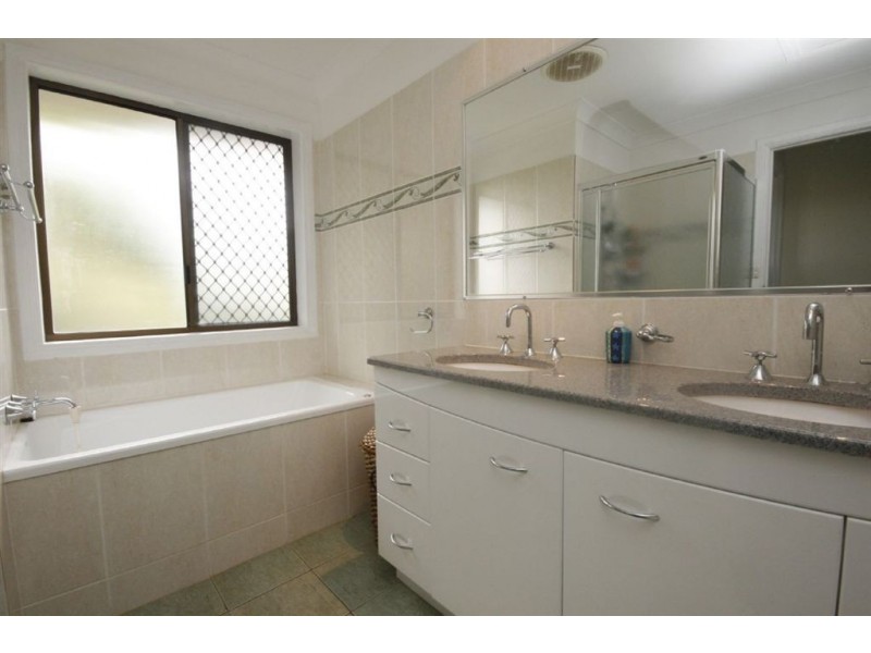 4 Takitimu Street, Aspley QLD 4034