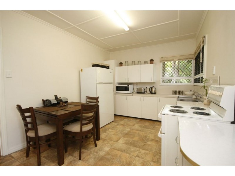 27 Lucy St, Bald Hills QLD 4036