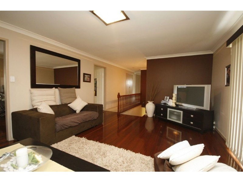 7 Sharif Street, Mcdowall QLD 4053