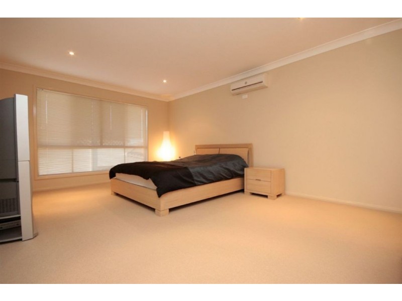 24 Caribou Cr, Fitzgibbon QLD 4018