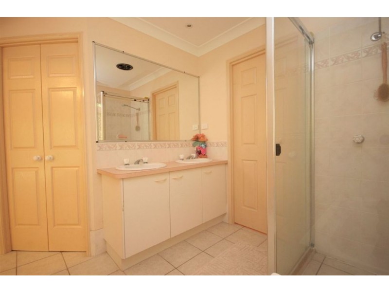 43 Ashley Road, Chermside West QLD 4032