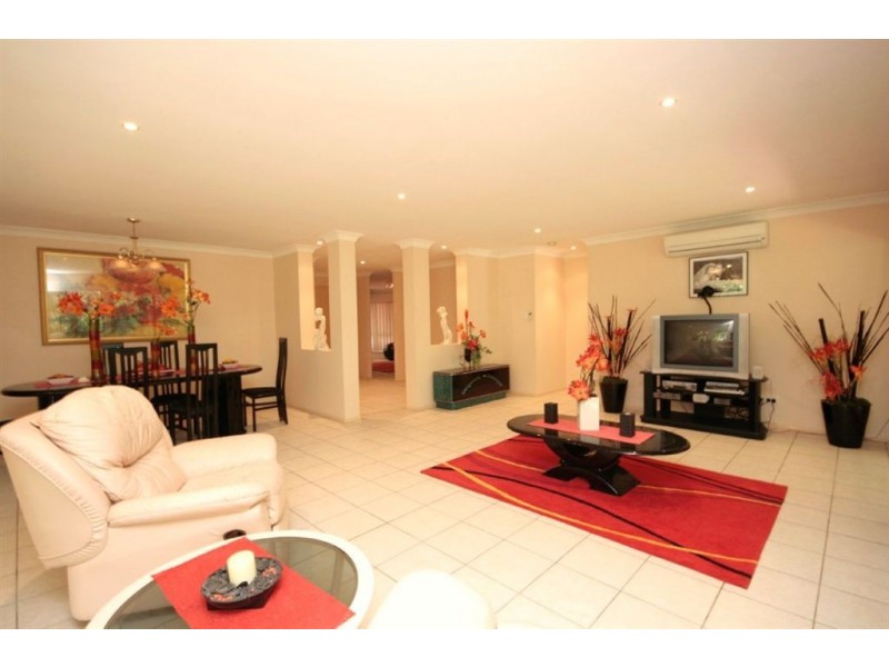 43 Ashley Road, Chermside West QLD 4032