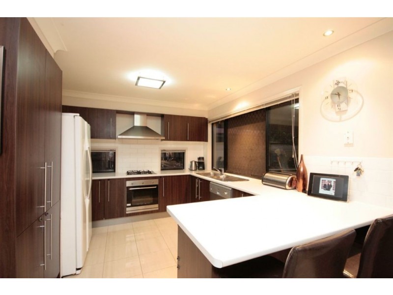 62 Caribou Cr, Fitzgibbon QLD 4018