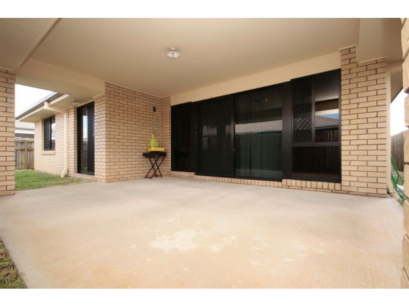 7 MacLean Close, Fitzgibbon QLD 4018