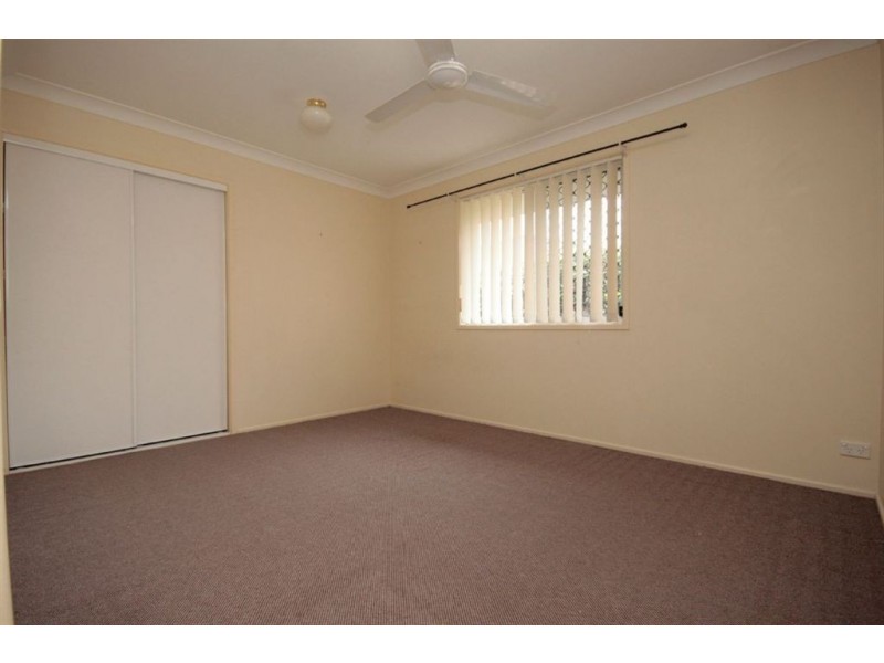 16 Kirralee Cr, Upper Kedron QLD 4055