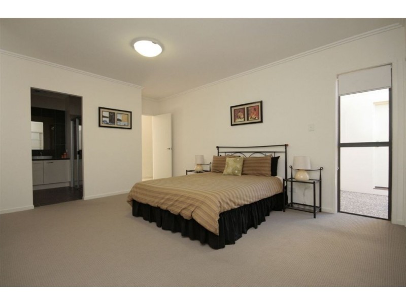 6 Kagan Close, Bridgeman Downs QLD 4035