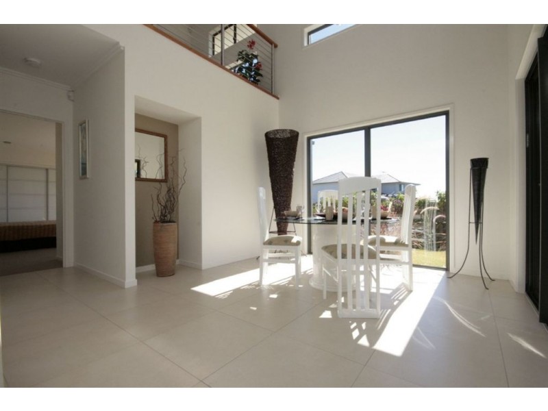 6 Kagan Close, Bridgeman Downs QLD 4035