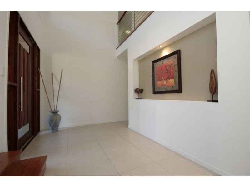 6 Kagan Close, Bridgeman Downs QLD 4035