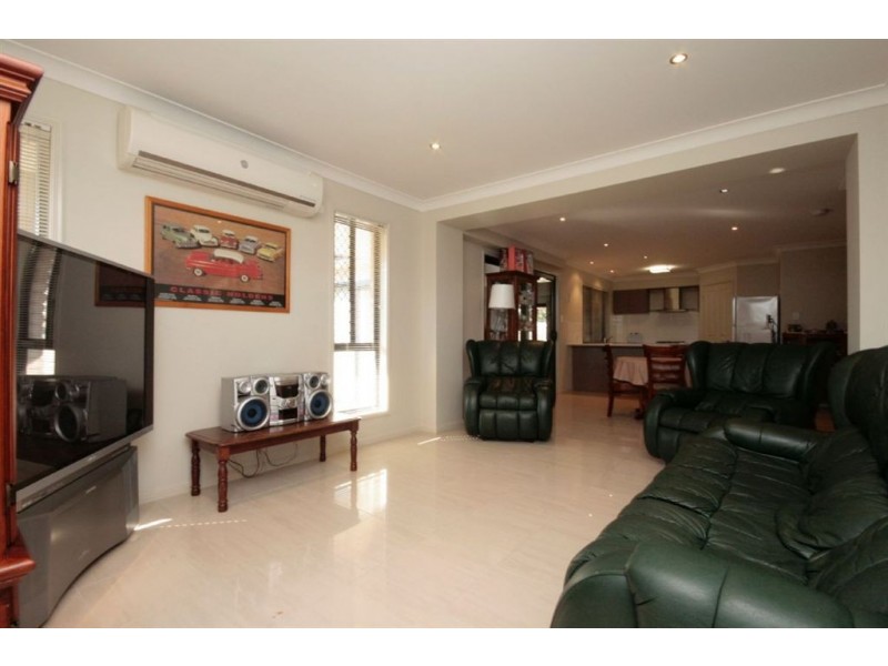 Fitzgibbon QLD 4018