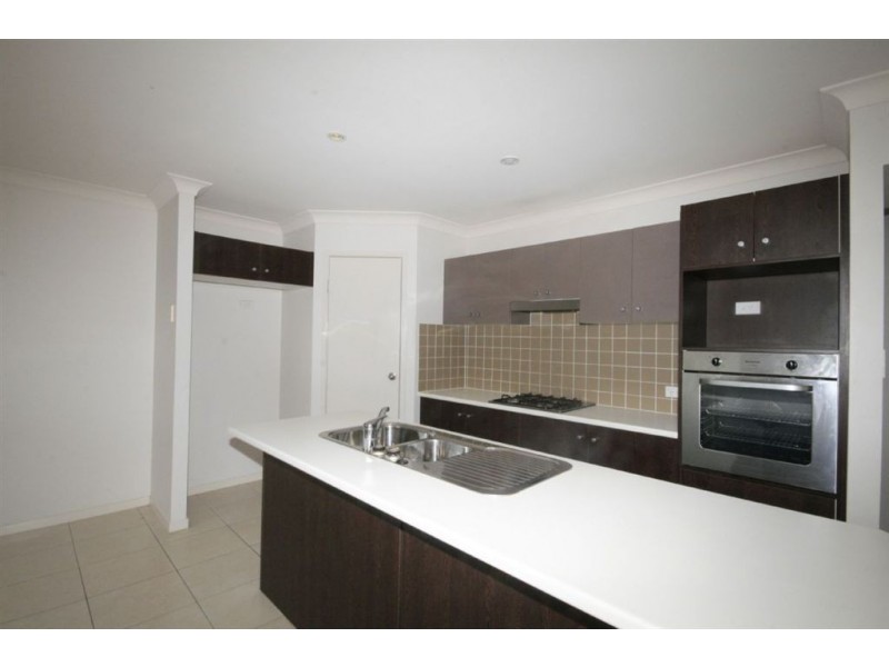 9 Birdwing Street, Kallangur QLD 4503