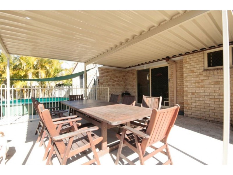 45 Azalea Cr, Fitzgibbon QLD 4018