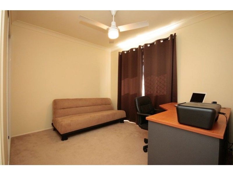 45 Azalea Cr, Fitzgibbon QLD 4018