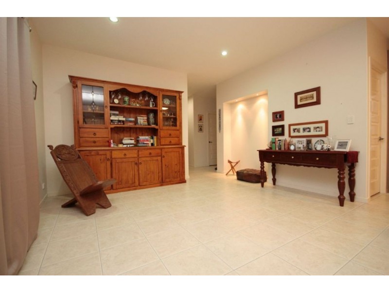 41 Raynbird Place, Carseldine QLD 4034