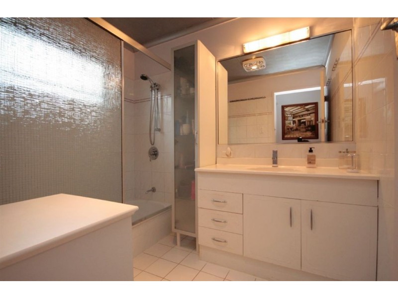 15 Sandra Street, Geebung QLD 4034