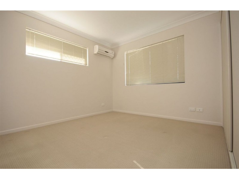 4/5 Western Avenue, Chermside QLD 4032