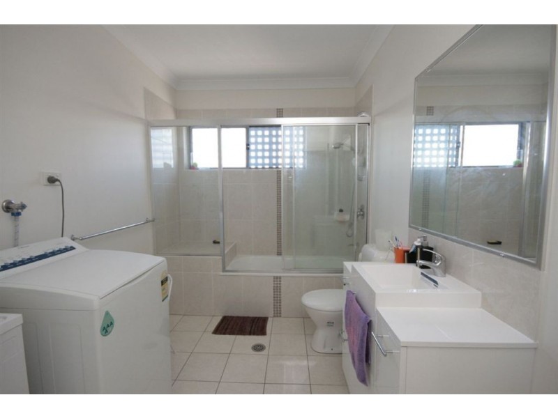 4/60 Sparkes Street, Chermside QLD 4032