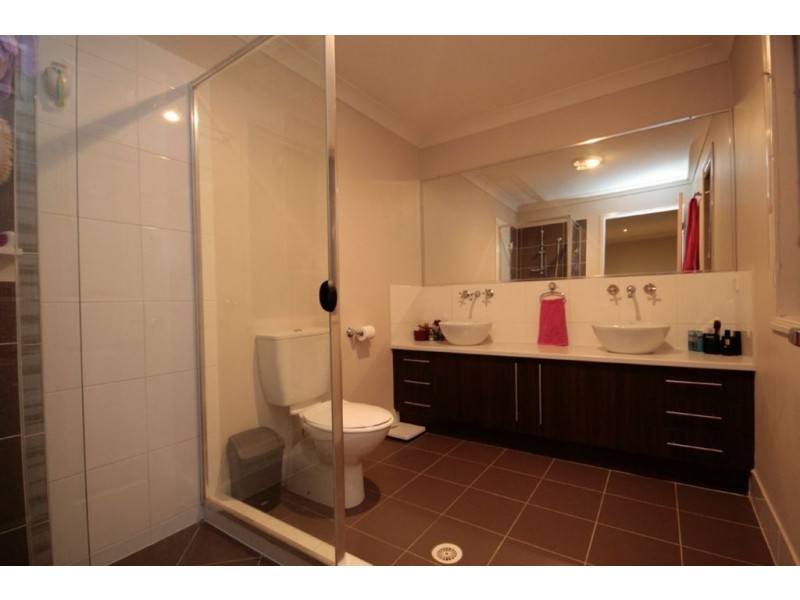 62 Caribou Cr, Fitzgibbon QLD 4018