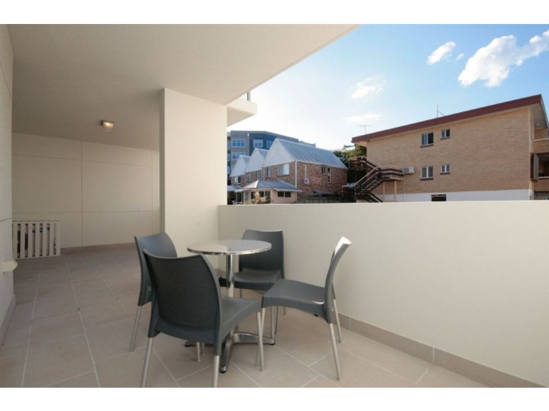 18/547 Rode Road, Chermside QLD 4032