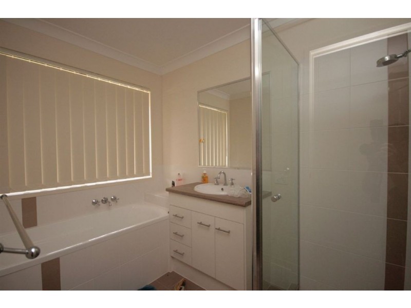7 Bangalow Street, Morayfield QLD 4506